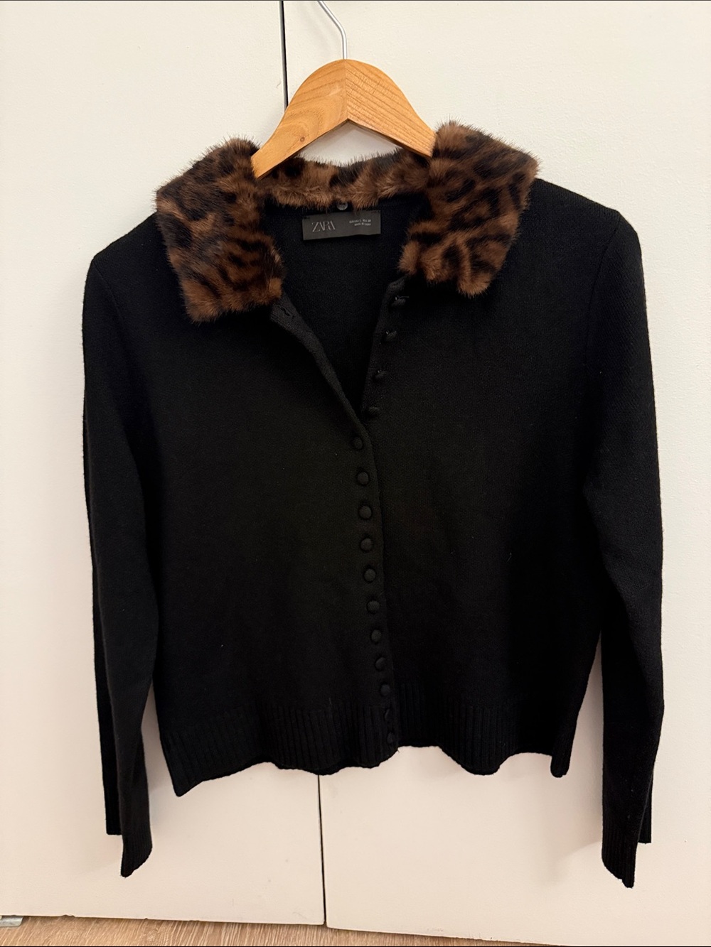 Zara Black Cardigan with removable Leopard Faux-Fur Collar